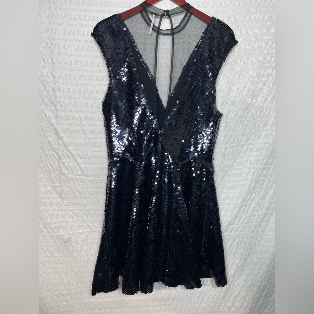 Free people women’s Dance Till Dawn sequins mini black dress size large